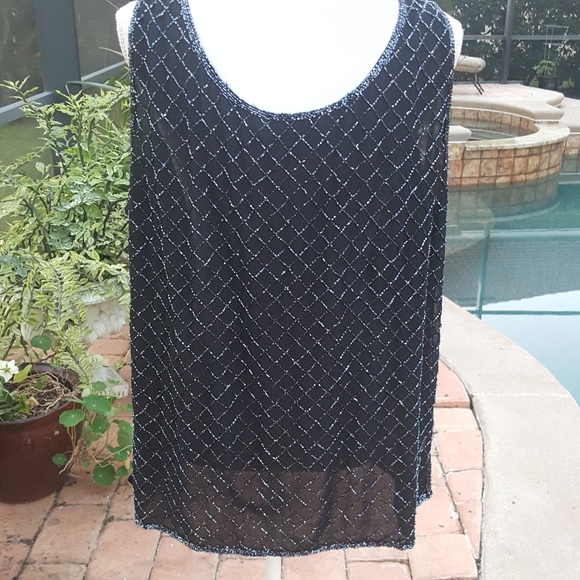 August Max Woman Party Beaded Sleeveless Top - Picture 6 of 8